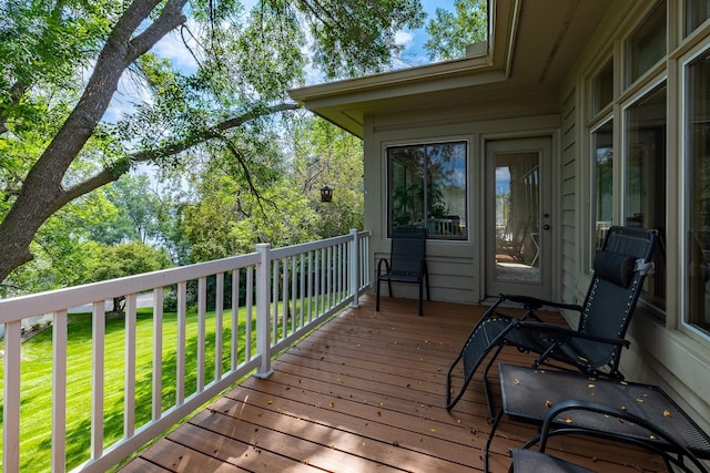 8991 Ferndale Ln, Eden Prairie, MN 55347 - deck with a lawn