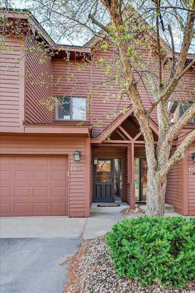 view of front of home with a garage