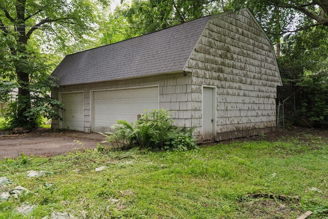 491 Burlington Rd, Saint Paul, MN 55119 - view of detached garage
