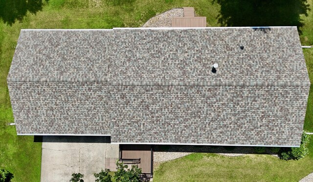 603 Maple Ave, Olivia, MN 56277 - view from above of property