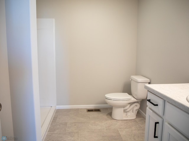 861 2nd Ave, Horace, ND 58047 - full bath with vanity, baseboards, toilet, and a shower