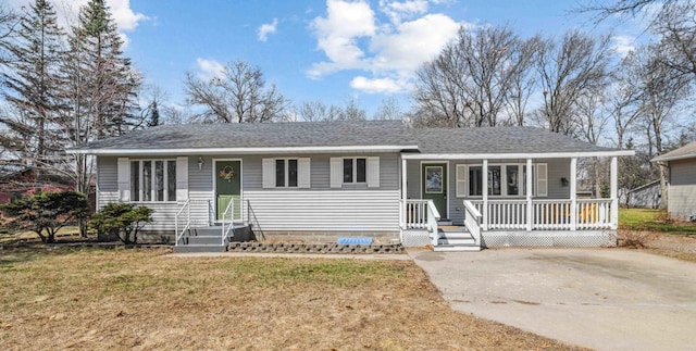 14347 Memorywood Dr, Baxter, MN 56425 - single story home featuring a front yard, concrete driveway, a porch, and a shingled roof
