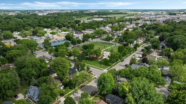 723 3rd St SW, Willmar, MN 56201 - aerial view of property and surrounding area with nearby suburban area