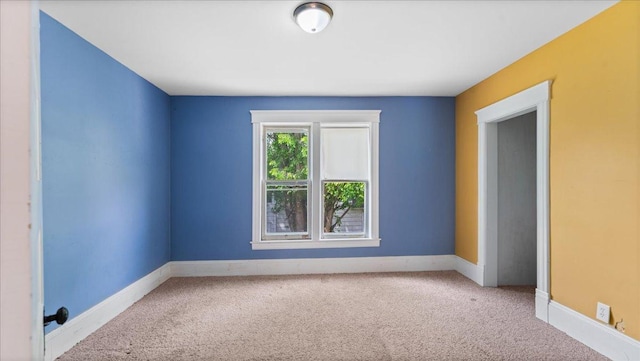 723 3rd St SW, Willmar, MN 56201 - unfurnished room with carpet flooring and baseboards