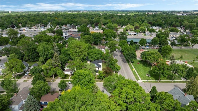 723 3rd St SW, Willmar, MN 56201 - aerial view of property and surrounding area featuring nearby suburban area