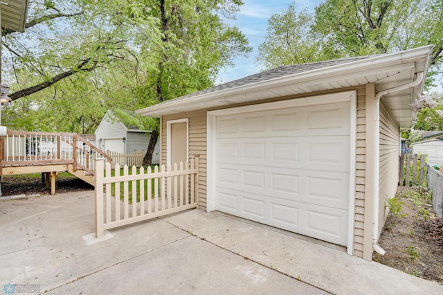1250 8th St N, Fargo, ND 58102 - detached garage with concrete driveway