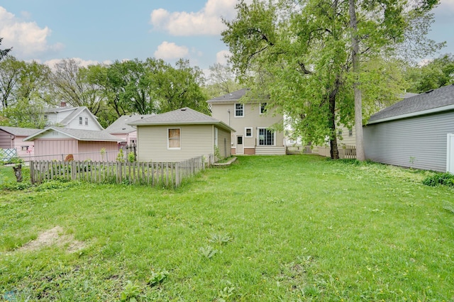 1250 8th St N, Fargo, ND 58102 - view of yard