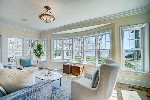 4927 Lake Ave, White Bear Lake, MN 55110 - sunroom / solarium featuring visible vents and plenty of natural light