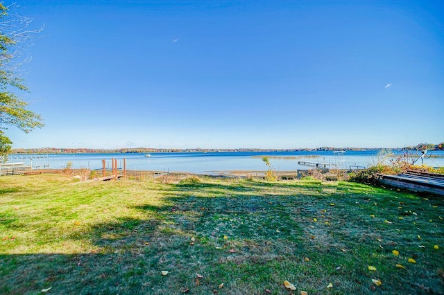 4927 Lake Ave, White Bear Lake, MN 55110 - view of water feature