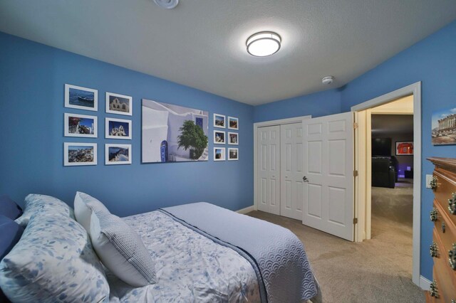6203 Fairfax Ct, Baxter, MN 56425 - bedroom with carpet, a closet, and baseboards