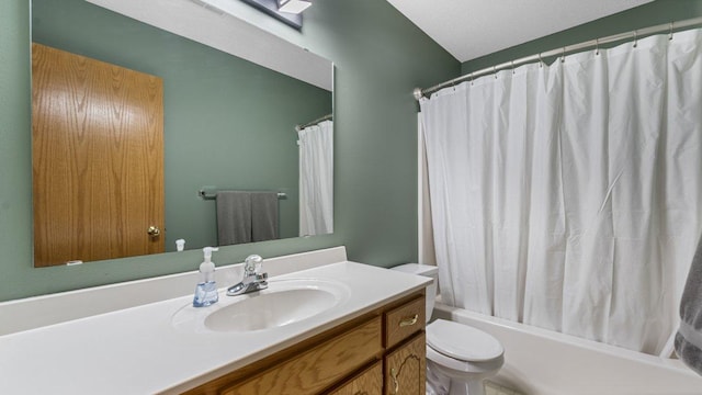full bath featuring vanity, shower / bathtub combination with curtain, and toilet
