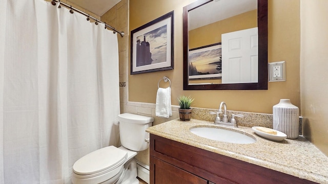 450 Ford Rd Unit 217, Saint Louis Park, MN 55426 - full bath with vanity, tile walls, wainscoting, and curtained shower