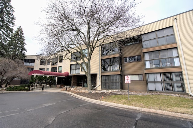 2495 Canabury Dr Unit 125, Little Canada, MN 55117 - view of property