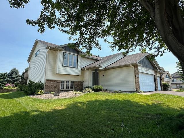 50 Robin Ln, Hudson, WI 54016 - photo 2