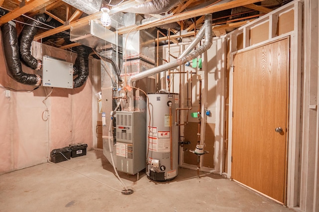 15174 Cates Lake Dr, Savage, MN 55372 - utility room featuring water heater