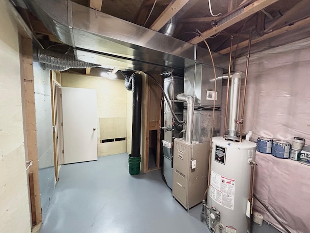 953 14th Ln SE, Cambridge, MN 55008 - utility room with water heater and heating unit