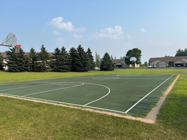 953 14th Ln SE, Cambridge, MN 55008 - view of sport court featuring community basketball court and a lawn