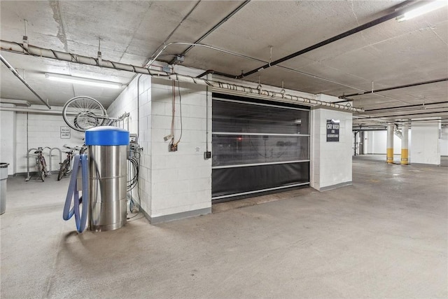 401 1st St Unit 308, Minneapolis, MN 55401 - garage with concrete block wall
