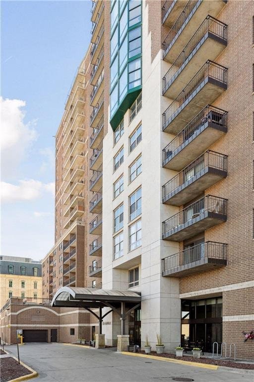 401 1st St Unit 308, Minneapolis, MN 55401 - view of apartment building / complex