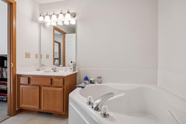 907 Fairfield Way, Minnetonka, MN 55305 - full bath featuring vanity and a garden tub