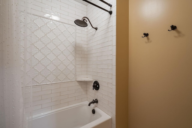 2834 12th Ave NW, Austin, MN 55912 - full bathroom with shower / tub combo with curtain