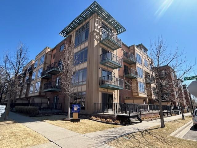 view of building exterior