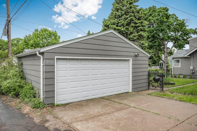 2136 Temple Ct, Saint Paul, MN 55104 - view of detached garage