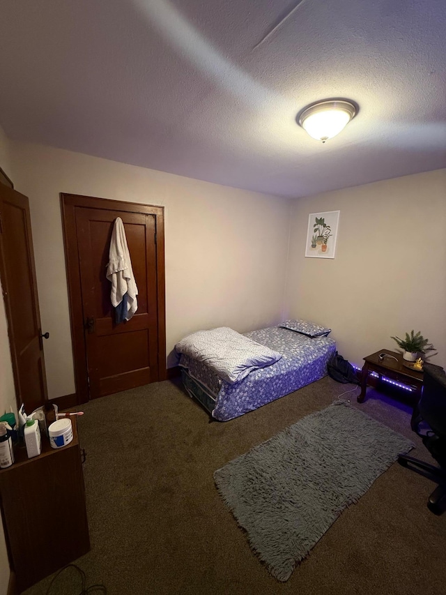 608 7th Ave S, Saint Cloud, MN 56301 - bedroom featuring carpet