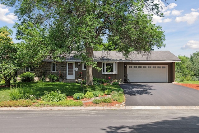 1794 Karis Way, Eagan, MN 55122 - single story home featuring driveway, an attached garage, and a front lawn