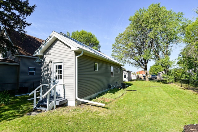 405 State Ave N, Thief River Falls, MN 56701 - view of side of property