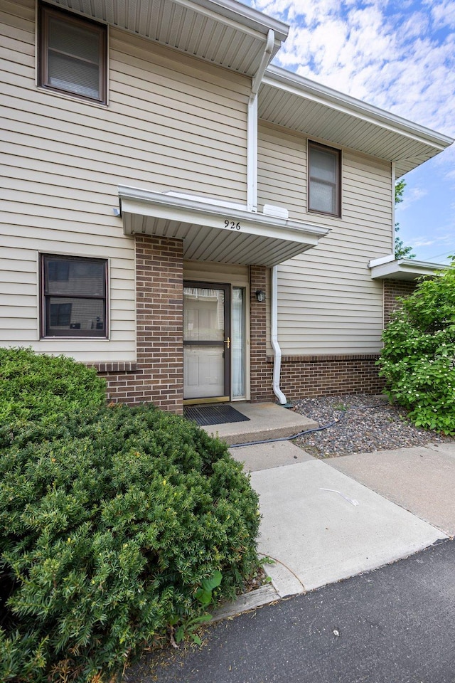 926 Travelers Trl Unit 66, Burnsville, MN 55337 - photo 2