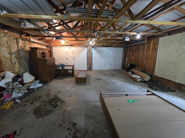 421 7th Ave SE, Pipestone, MN 56164 - garage with a garage door opener