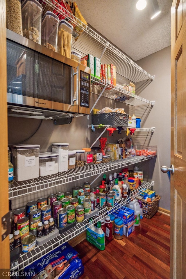 4022 Yosemite Ave S, Saint Louis Park, MN 55416 - view of pantry