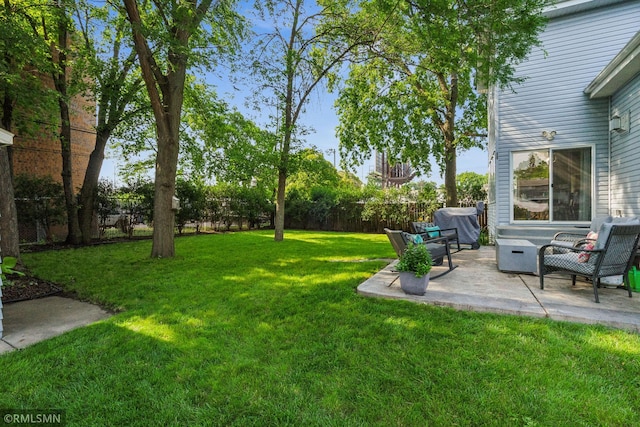 4022 Yosemite Ave S, Saint Louis Park, MN 55416 - view of yard with fence and a patio area