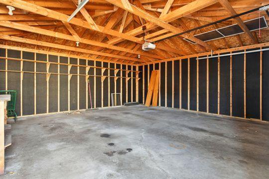 7335 Penn Ave S, Richfield, MN 55423 - view of garage