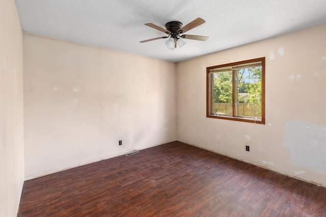 409 Dale Dr SE, Remer, MN 56672 - unfurnished room featuring wood finished floors and ceiling fan