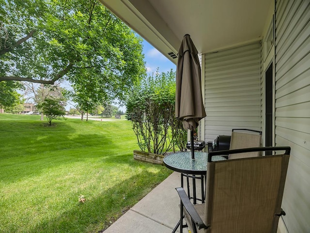 11004 Oregon Curv, Bloomington, MN 55438 - view of patio / terrace