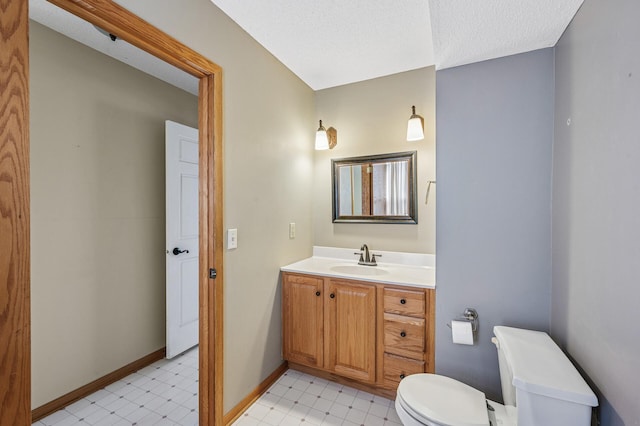 919 6th Ave S, Stillwater, MN 55082 - bathroom with vanity and tile patterned floors