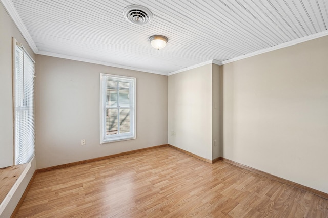 919 6th Ave S, Stillwater, MN 55082 - empty room with crown molding and light wood-type flooring