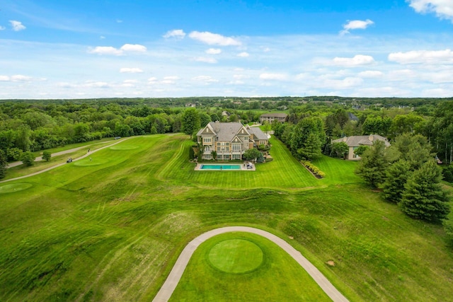 bird's eye view with a view of trees