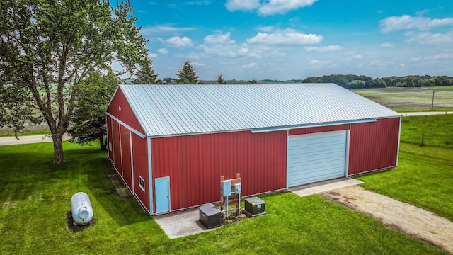 20343 680th Ave, Alden, MN 56009 - view of pole building with a lawn and driveway