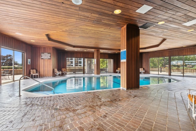 2950 Dean Pkwy Unit 2005, Minneapolis, MN 55416 - indoor pool with a patio area