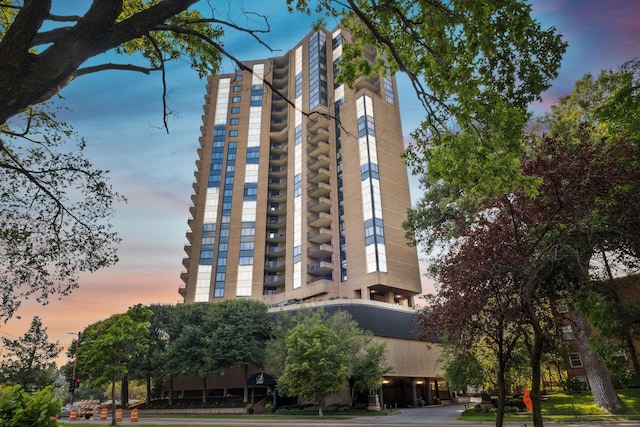 2950 Dean Pkwy Unit 2005, Minneapolis, MN 55416 - view of property