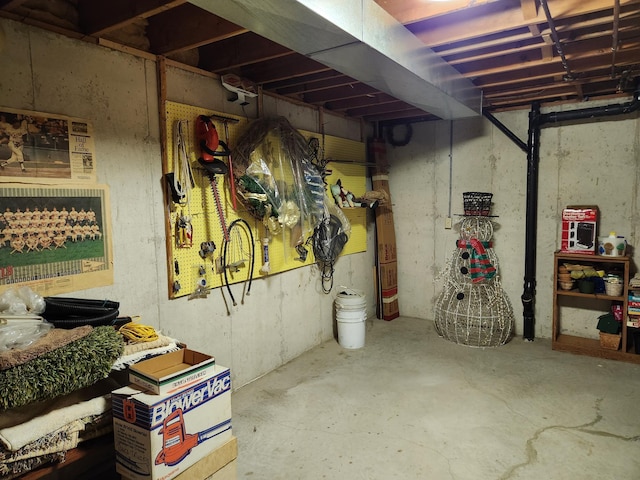 view of unfinished basement