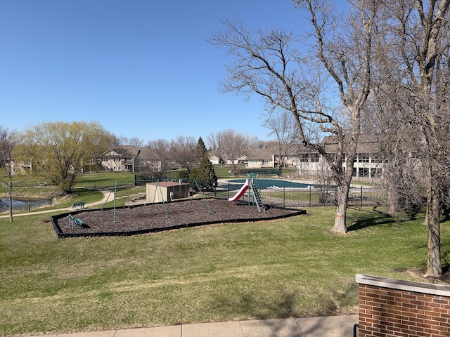 10720 Rockford Rd Unit 215, Plymouth, MN 55442 - view of yard
