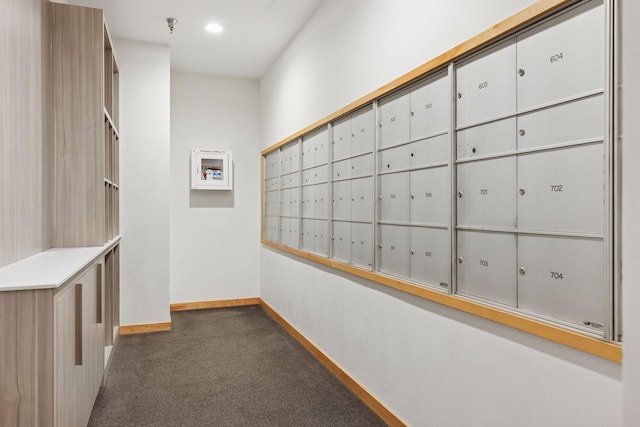 surrounding community with mail area and recessed lighting