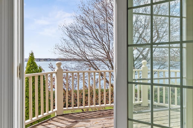 entryway featuring a water view