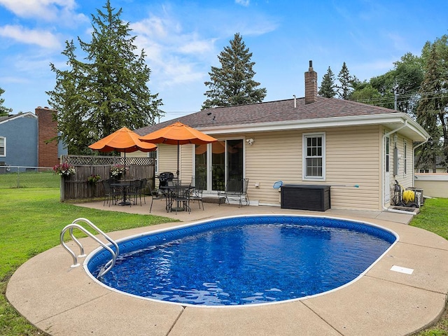 1883 County Road C E, Maplewood, MN 55109 - view of pool featuring a patio