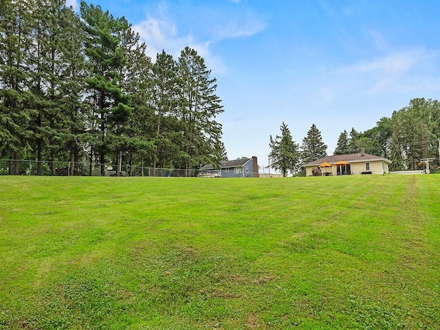 1883 County Road C E, Maplewood, MN 55109 - view of yard