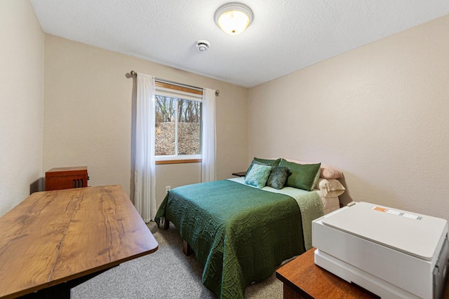 bedroom with carpet
